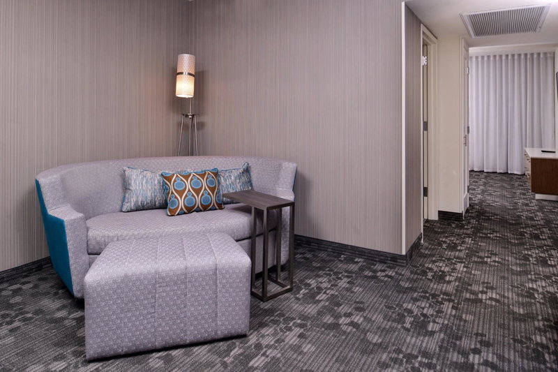 Courtyard by Marriott Edina Bloomington, Edina, United States