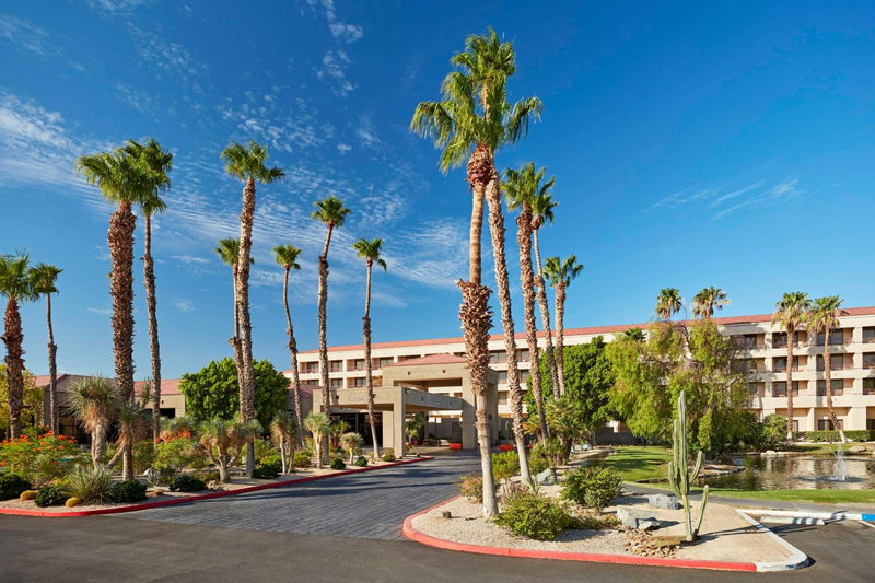 DoubleTree by Hilton Golf Resort Palm Springs, Cathedral City, United States
