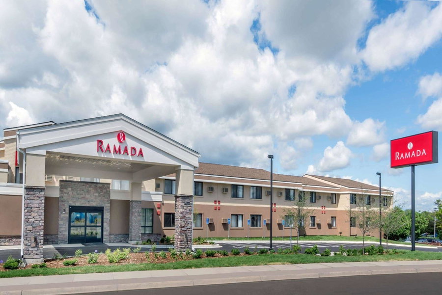 Ramada by Wyndham Minneapolis Golden Valley, Saint Louis Park, United States