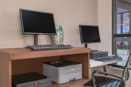 Ramada by Wyndham Minneapolis Golden Valley, Saint Louis Park, United States