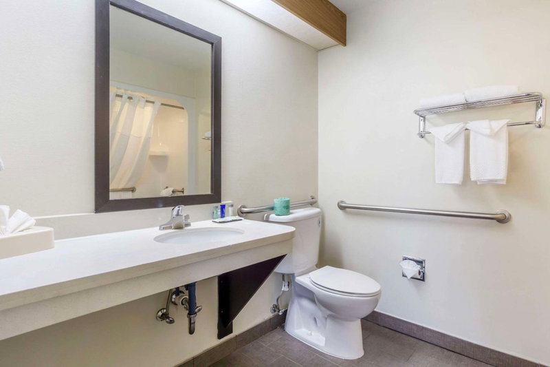 Sleep Inn Sea Tac Airport, Des Moines, United States