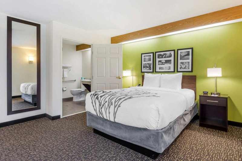 Sleep Inn Sea Tac Airport, Des Moines, United States