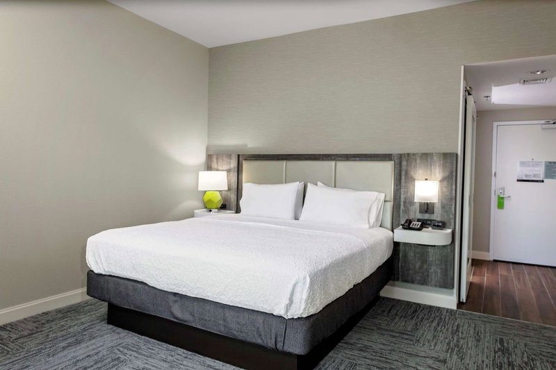 Hampton Inn Cranbury, East Brunswick, United States