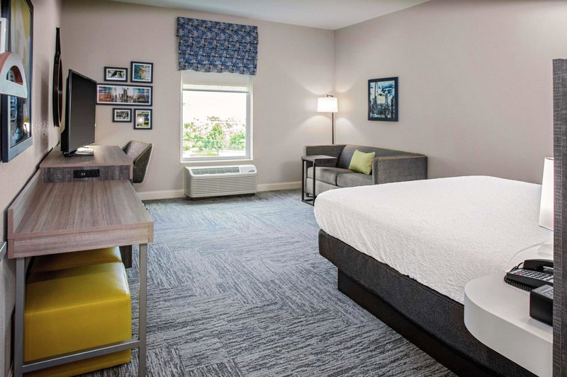 Hampton Inn Cranbury, East Brunswick, United States