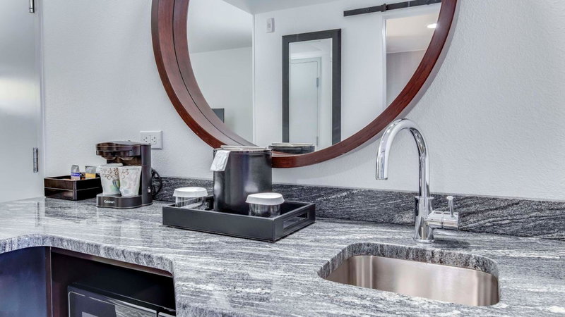 Embassy Suites by Hilton Louisville East, Saint Matthews, United States
