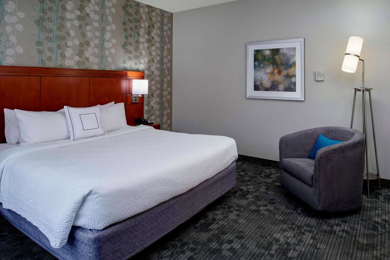Sonesta Select Kansas City Airport Tiffany Springs, Kansas City, United States