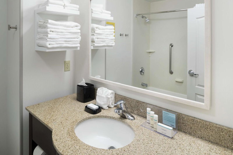 Hampton Inn & Suites Rochester-North, Rochester, United States