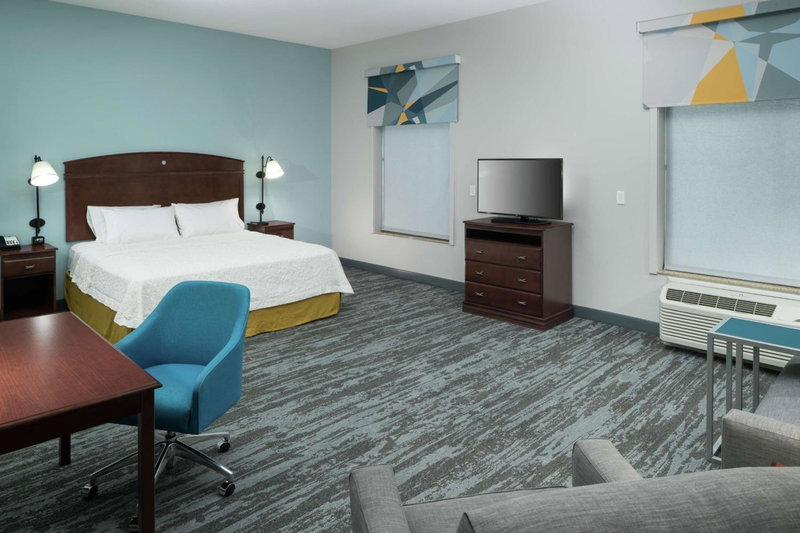 Hampton Inn & Suites Rochester-North, Rochester, United States