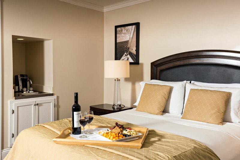 Crowne Pointe Historic Inn Adults Only, Provincetown, United States