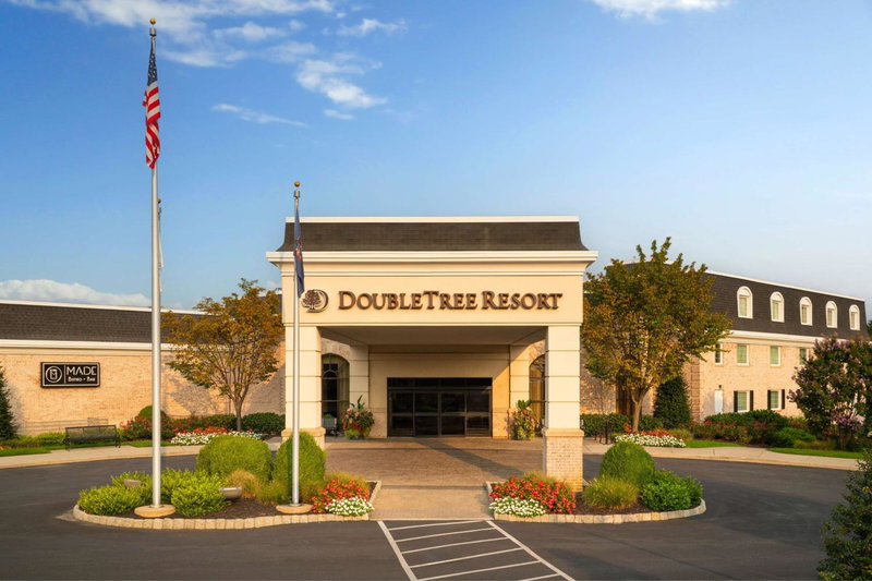 DoubleTree Resort by Hilton Lancaster, Lancaster, United States