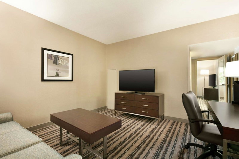 DoubleTree Resort by Hilton Lancaster, Lancaster, United States