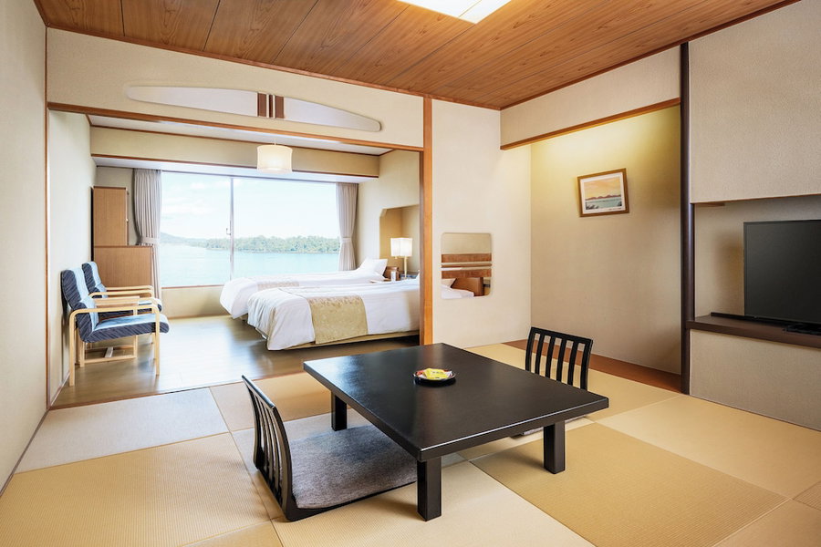 Amanohashidate Hotel, Miyazu, Japan