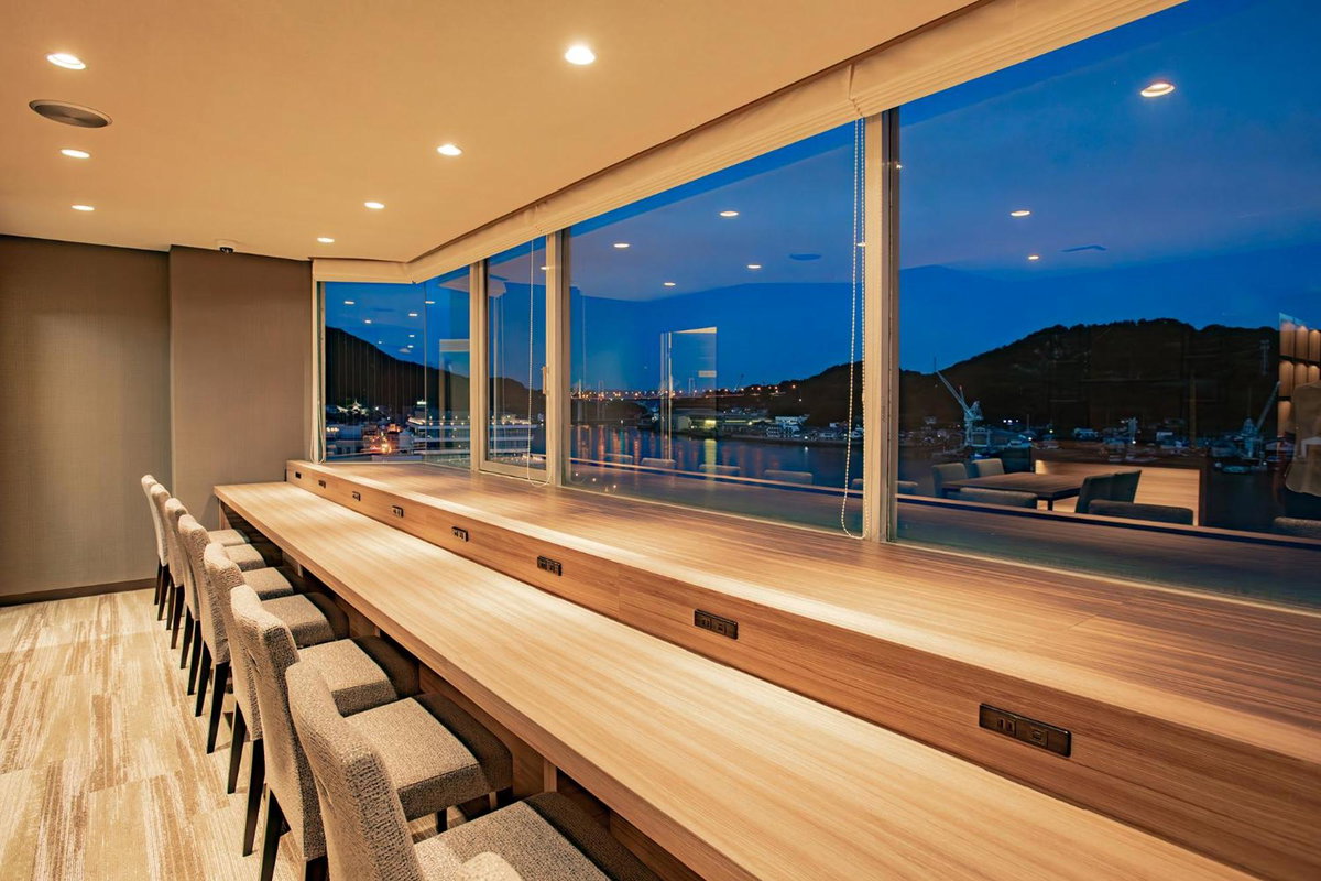Onomichi Royal Hotel, Japan