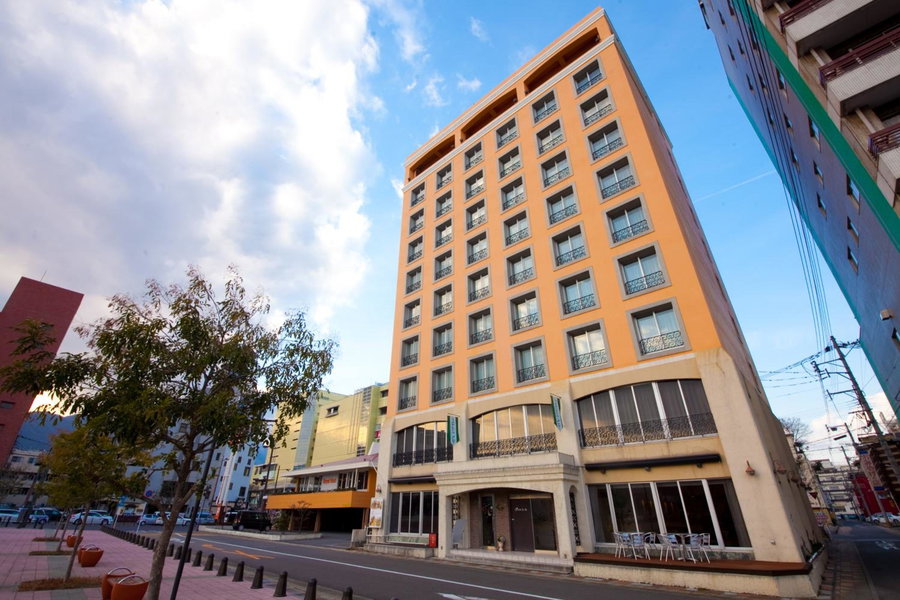 Hotel Aile, Beppu, Japan