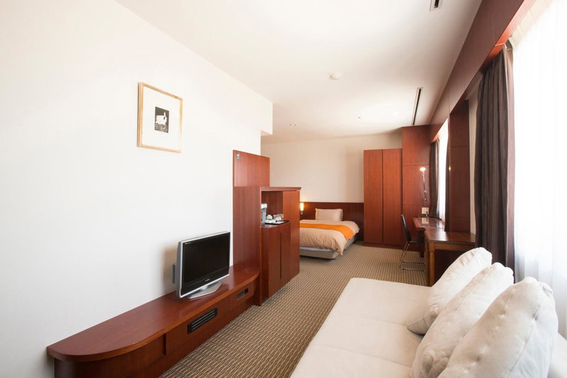 Hotel Granmirage, Uozu, Japan