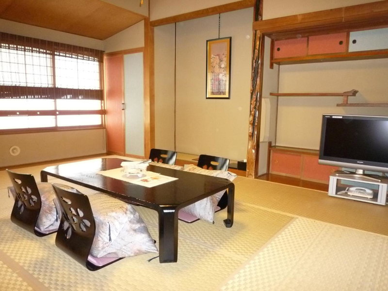 Yudanaka Tawaraya Ryokan, Yamanouchi, Japan