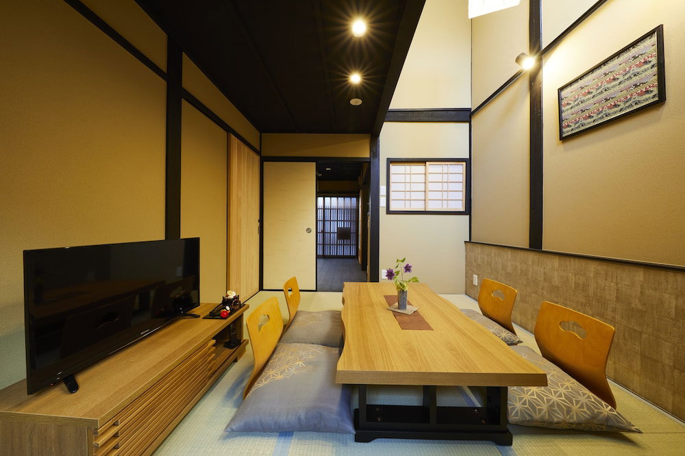 Hotel · Rinn Gojo Mibugawa East, Kyoto