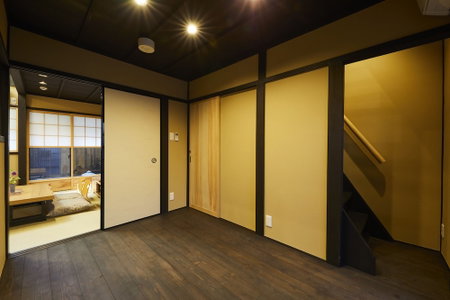 Rinn Gojo Mibugawa East, Kyoto, Japón