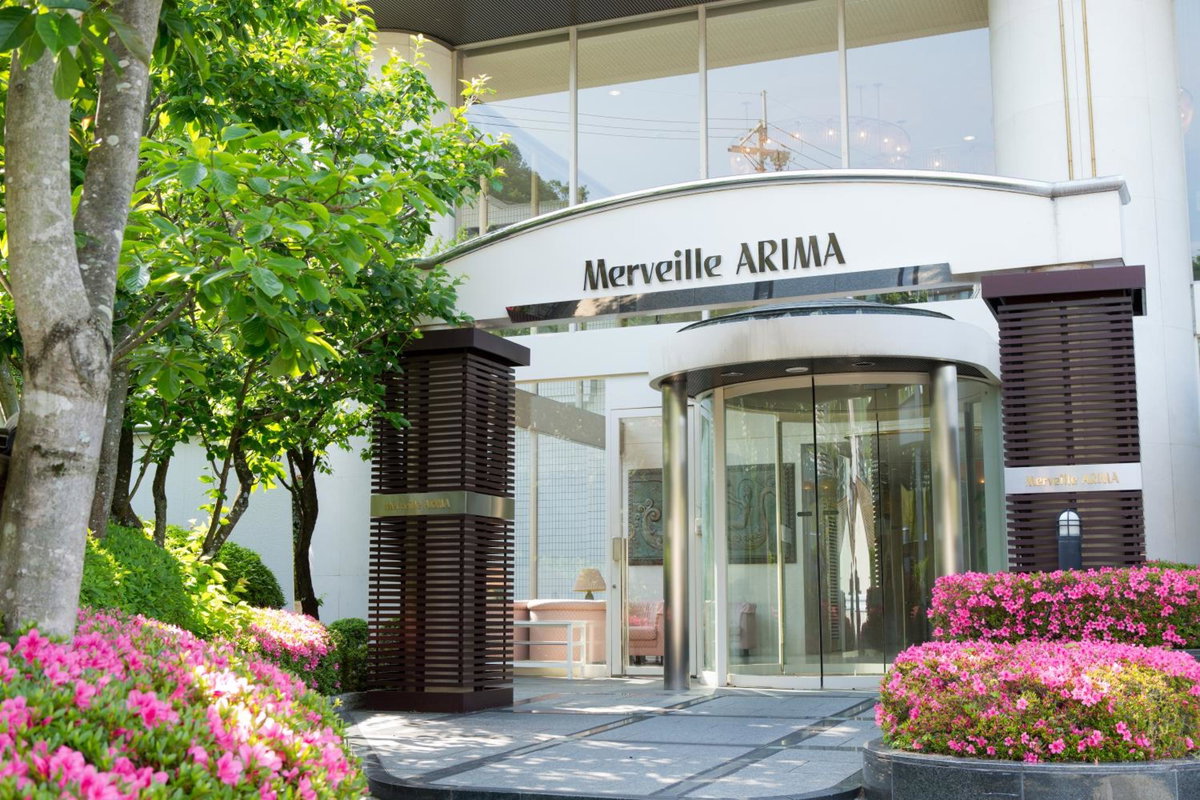 Merveille Arima, Japan