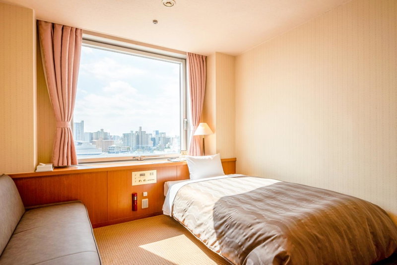 Hiroshima City Bunka Koryu Kaikan, Hiroshima, Japón