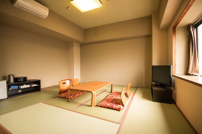 Kyoto Travelers Inn, Kyoto, Japan