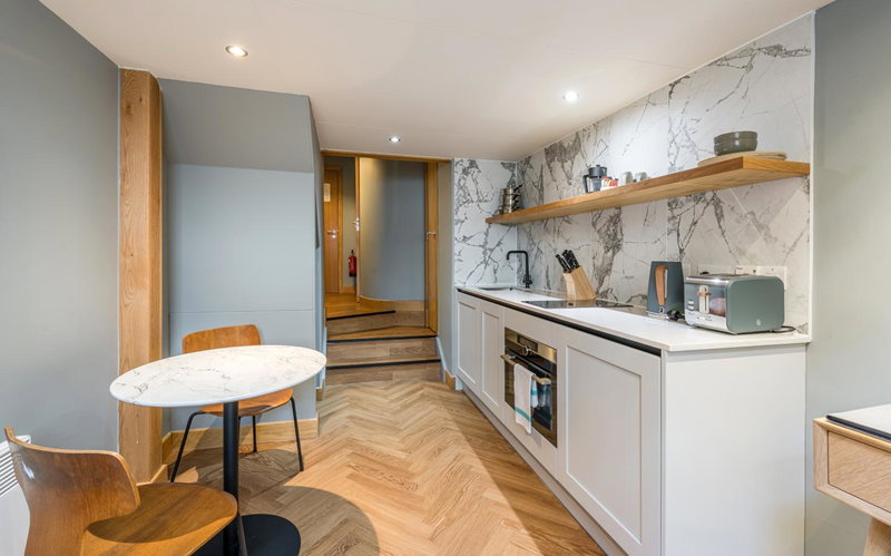 KM Apartments, Edinburgh, Великобритания