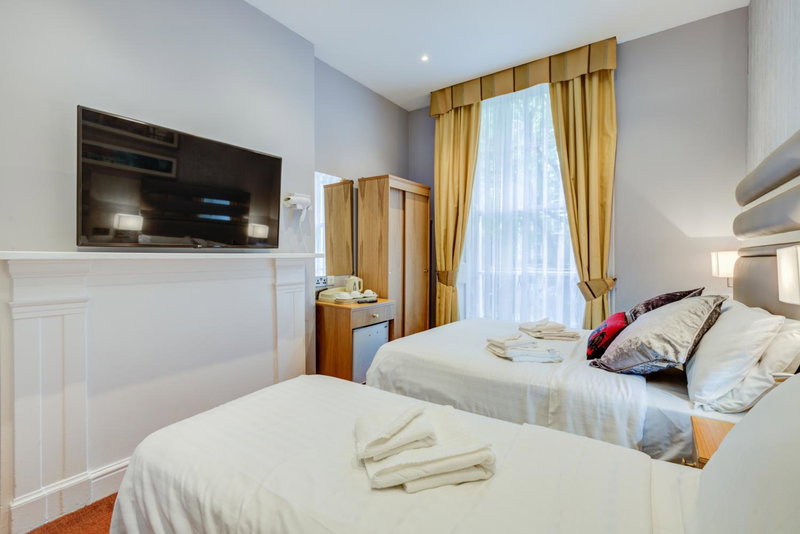 Admiral Hotel at Park Avenue, London, United Kingdom