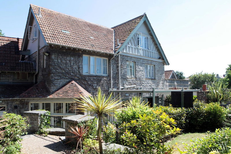 Bear Inn, Somerset by Marston's Inns, Street, Великобритания