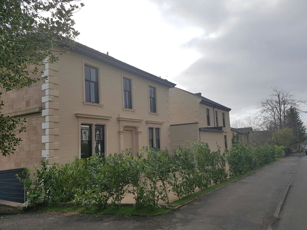 Crosshill House, Reino Unido