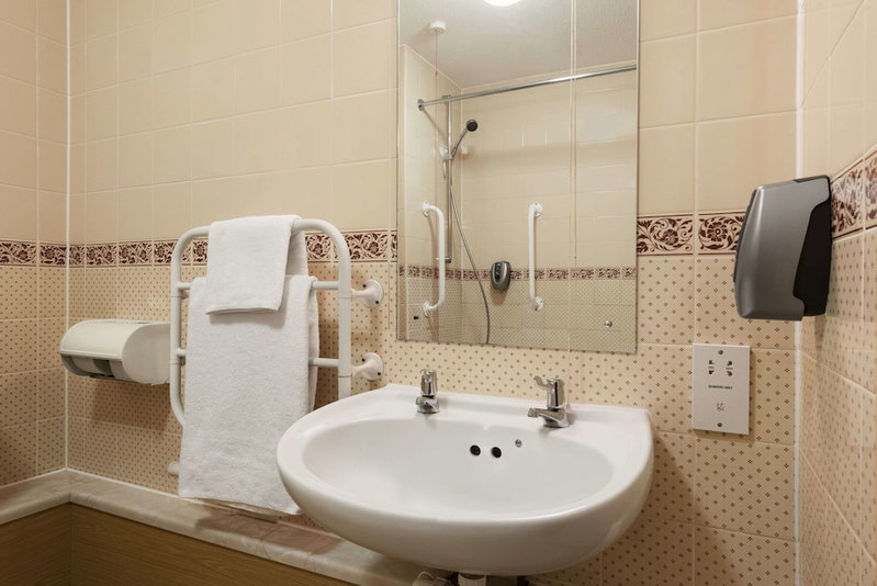 Days Inn by Wyndham Tewkesbury Strensham, Worcester, United Kingdom