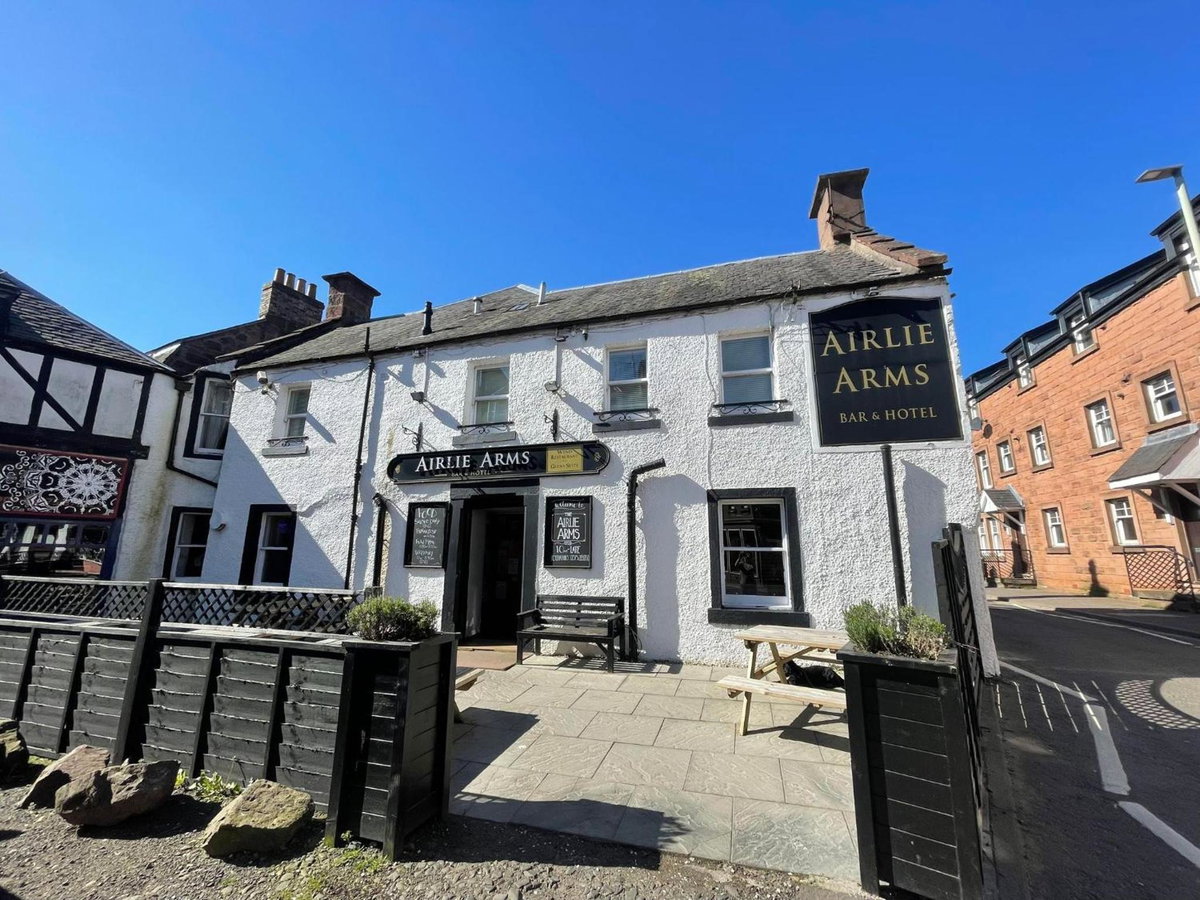 Airlie Arms Hotel, Reino Unido