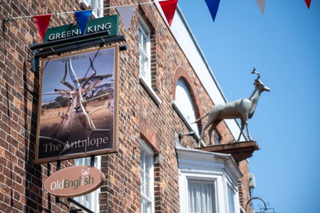 Antelope by Greene King Inns, Poole, Великобритания