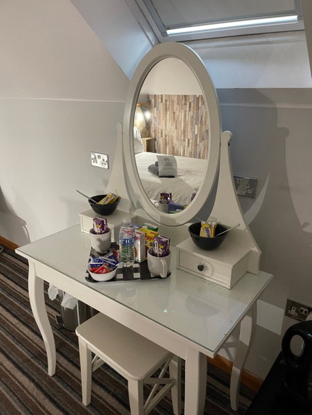 The Six Bells Hotel, Enfield Town, United Kingdom