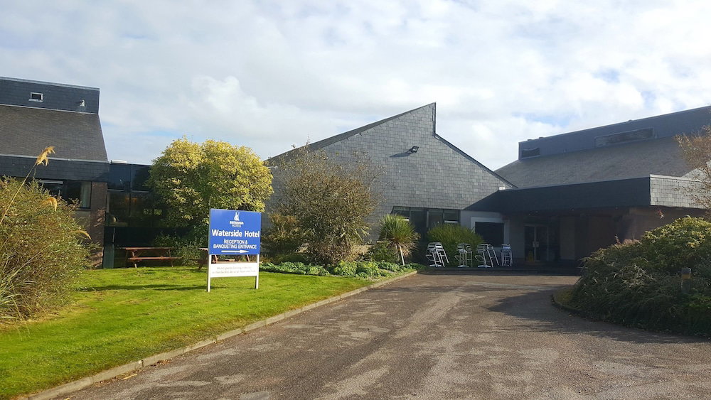 Hotel · The Waterside Hotel, Peterhead