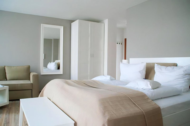 Apartment Hotel Lindeneck, Erfurt, Germany