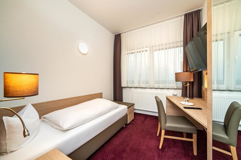 Hotel am Stadtrand, Esslingen, Germany