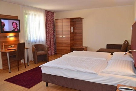 Hotel und Cafe Paso, Vierkirchen, Alemania