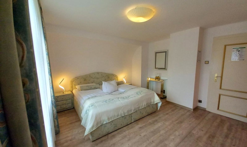 Hotel Schloßschenke, Idar-Oberstein, Germany