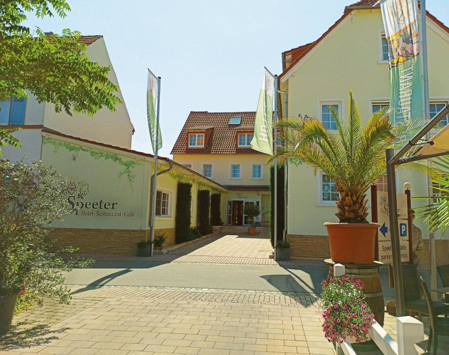 Hotel Speeter, Weisenheim am Berg, Deutschland