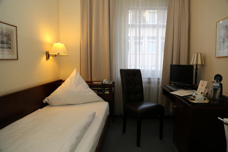 Hotel Löhndorf, Bonn, Германия