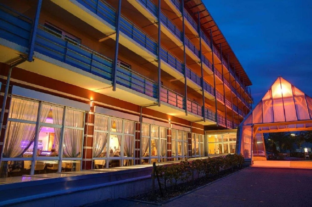 Hotel · Kurhotel Pyramide Bad Windsheim, Bad Windsheim