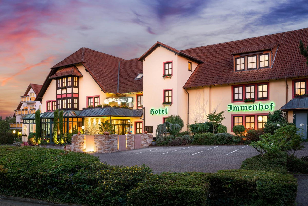 Hotel · Hotel-Residenz Immenhof, Maikammer