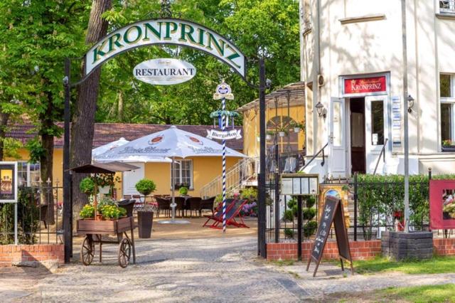 Hotel Kronprinz, Falkensee, Germany