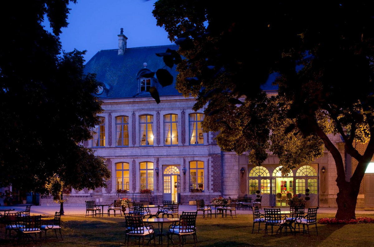 Hotel · La Chartreuse Du Val Saint Esprit, Bruay-la-Buissiere
