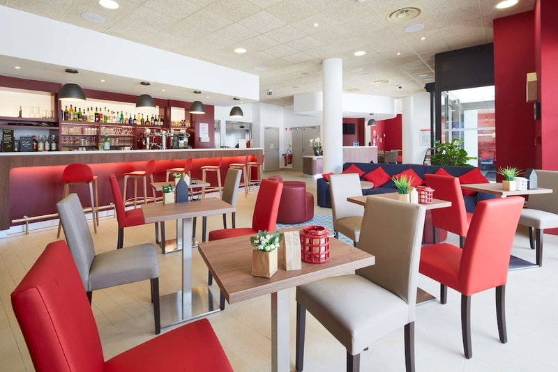 ibis Styles Alès Centre Cévennes, Ales, France