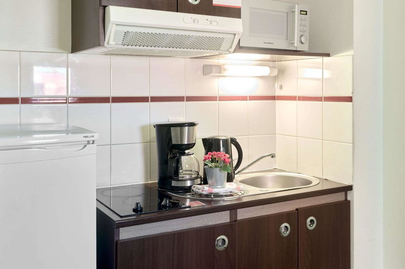 Comfort Aparthotel Versailles, St Cyr l'Ecole, Saint-Cyr-lʼÉcole, Франция