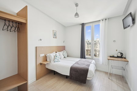 Hotel Le National Clichy Paris, Clichy, Франция
