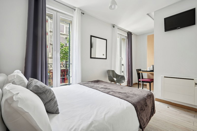 Hotel Le National Clichy Paris, Clichy, Франция