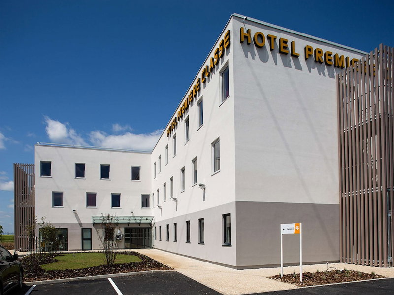 Hôtel Première Classe Chartres Barjouville, Luce, France