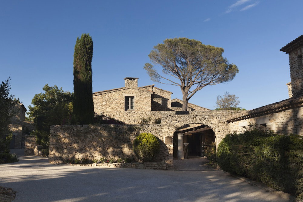 Hotel · Mas des Herbes Blanches Hotel & Spa - Relais & Châteaux, L'Isle-sur-la-Sorgue